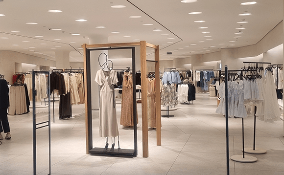 Reinventing Store Security with RFID Case Study